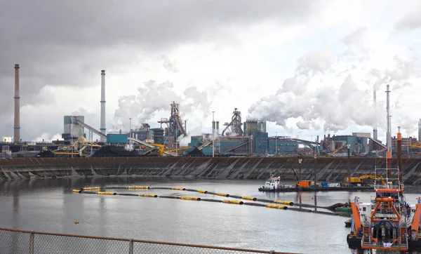 Steel Factory Plant Chimneys Netherlands Ship Front — Stock Photo, Image