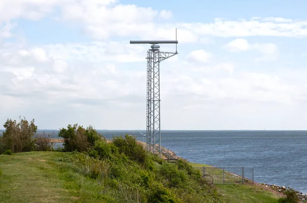 Marine Traffic Radar Small Tower Green Area — Stock Photo, Image