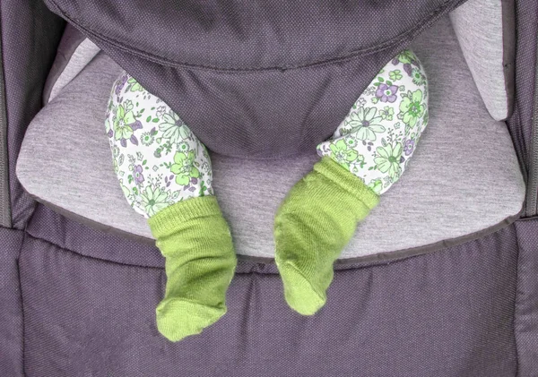 Legs Newborn Baby Girl Confortable Seat — Fotografia de Stock