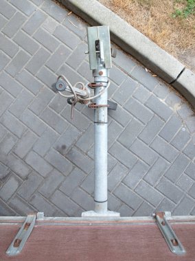 Trailer hitch on a trailer for pulling a trailer on a car