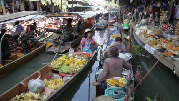 Mercado flotante en Tailandia — Vídeos de Stock