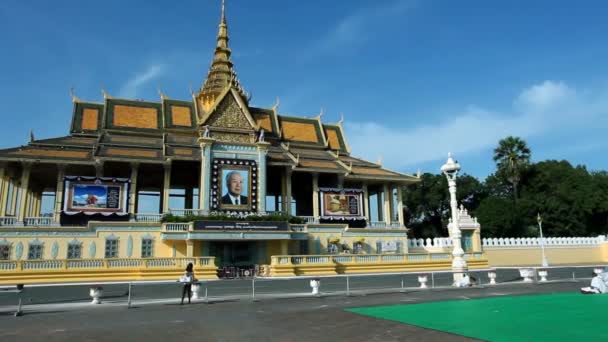 Phnom Penh Royal Palace — Stock Video