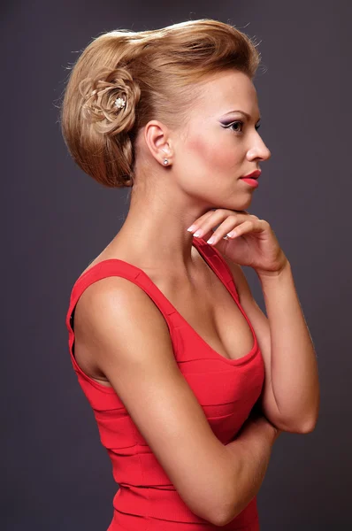 Beautiful young blonde woman — Stock Photo, Image