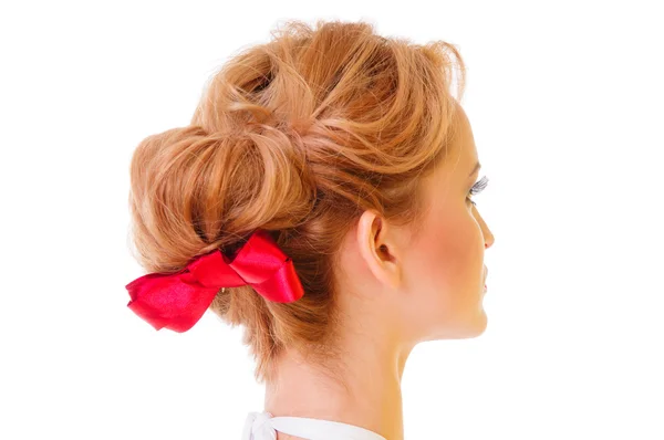 Penteado feminino bonito — Fotografia de Stock