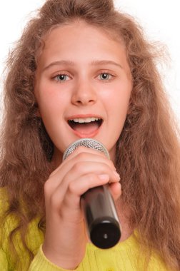 şarkı bir genç kız