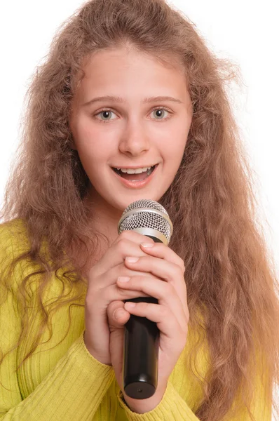 Teen tjej sjunger — Stockfoto