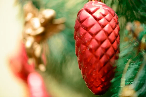 Christmas ornaments on Christmas tree — Stock Photo, Image