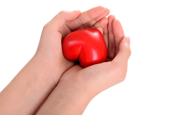 Hart in menselijke handen — Stockfoto