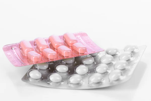 Vitamins and tablets — Stock Photo, Image