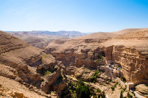 Monastery in desert — Stock Photo, Image