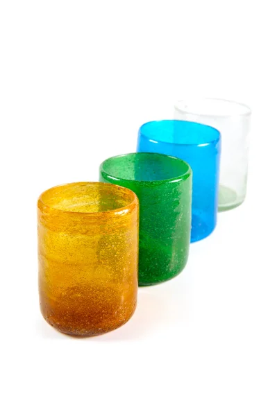 Tasses en verre coloré multi — Photo