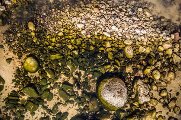 鹅卵石和岩石 — 图库照片