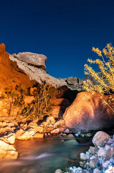 Paesaggio notturno di Wadi hasa — Foto Stock