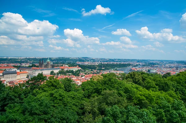 Widok z lotu ptaka na Pradze — Zdjęcie stockowe