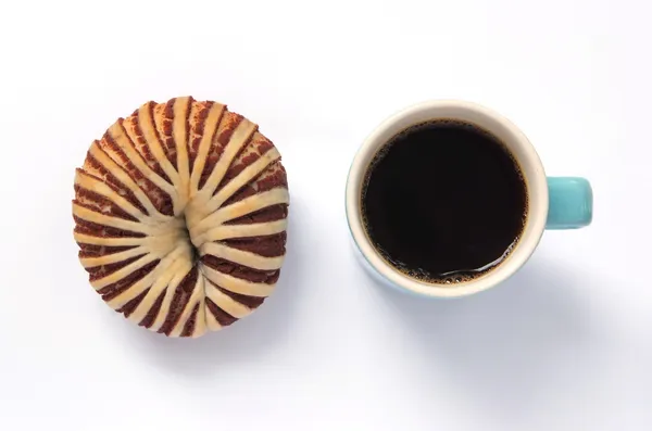 Taro brood en kopje koffie — Stockfoto