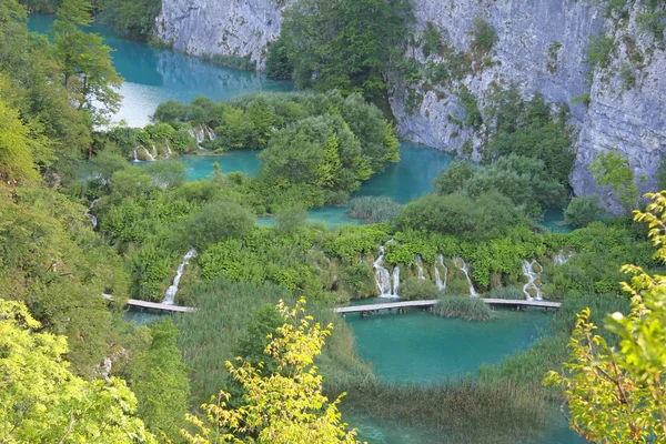 Cascade, en meer in Kroatië — Stockfoto