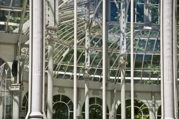 Palácio de Cristal em El Retiro — Fotografia de Stock