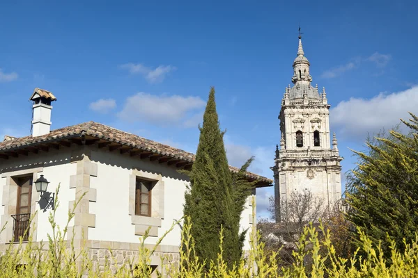 Dzwonnica katedry burgo de osma — Zdjęcie stockowe