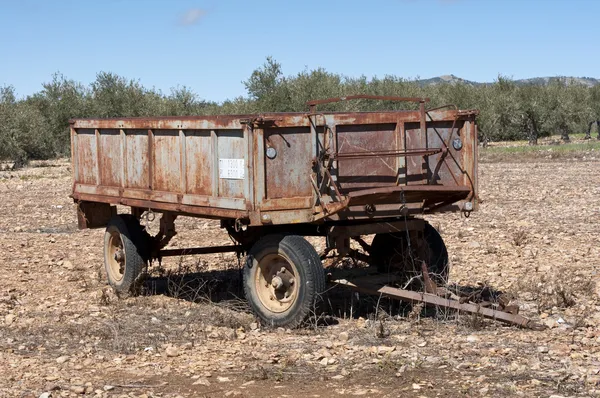 Ancienne remorque agricole — Photo