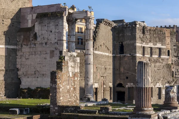 Tempel von Trajan — Stockfoto