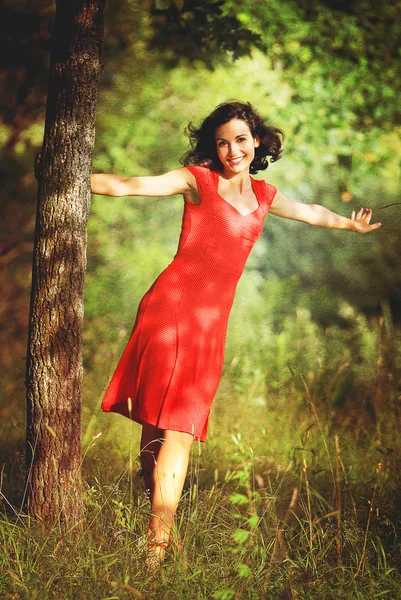 Mulher em vermelho — Fotografia de Stock