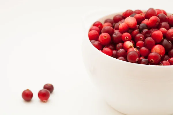 碗的小红莓 — 图库照片