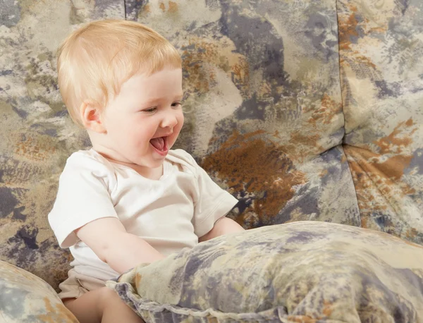 Gelukkig baby meisje — Stockfoto