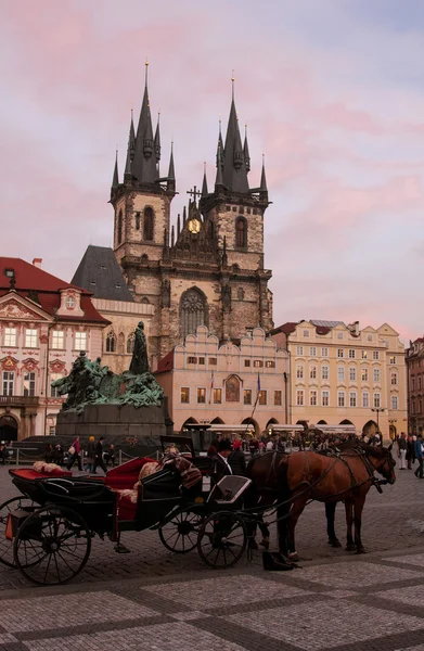 Vår Frues kirke foran Tyn i Praha – stockfoto