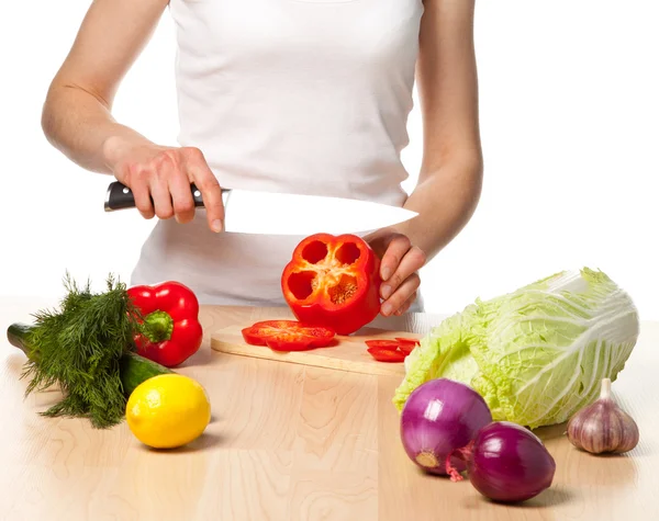 Beautiful young woman preparing salad — Stock Photo, Image