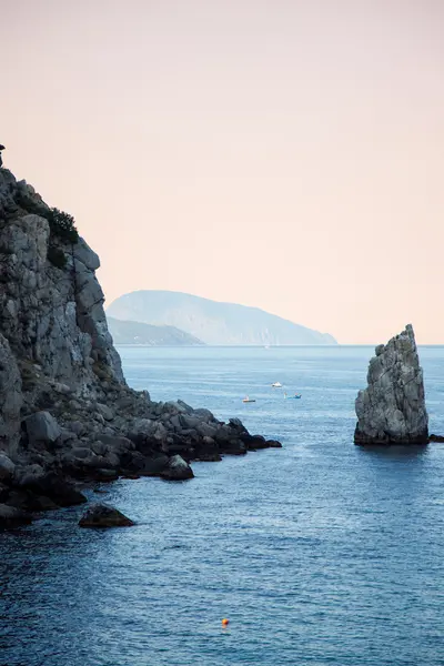 Mare e montagne nel Crimea — Foto Stock