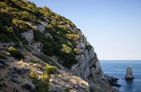 海とクリミア自治共和国の山 — ストック写真
