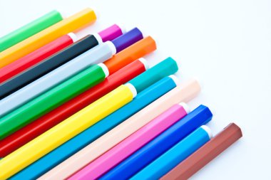 renkli işaretleyicileri