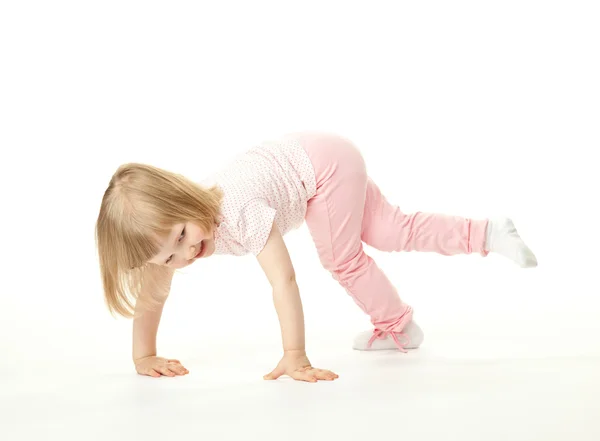 Schattig gelukkig babymeisje plezier — Stockfoto