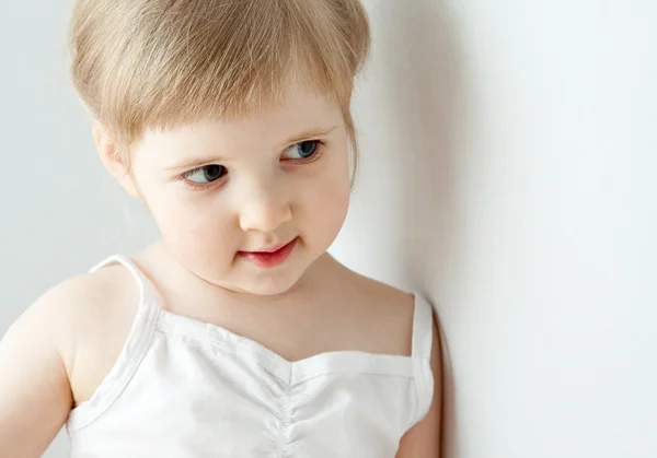 El retrato de la niña — Foto de Stock