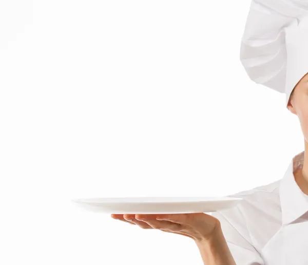 Beyaz plaka tutarak şef aşçı