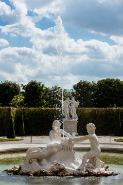 belvedere Sarayı fontain