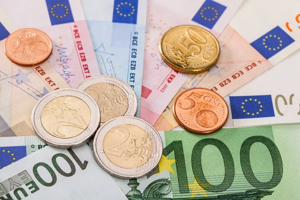 Ceny w euro — Zdjęcie stockowe