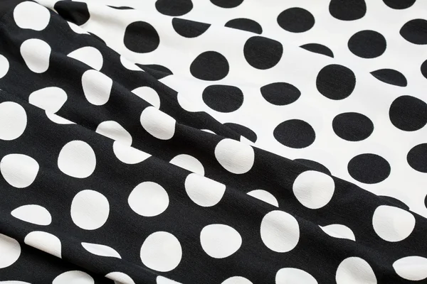 Jemné černé a bílé hedvábné tkaniny — Stock fotografie