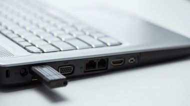dizüstü ve taşınabilir usb bellek