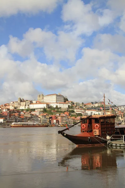 Porto a rabelo loď, Portugalsko — Stock fotografie