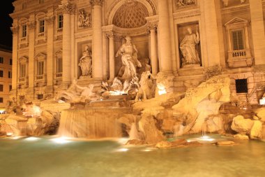 di trevi Çeşmesi