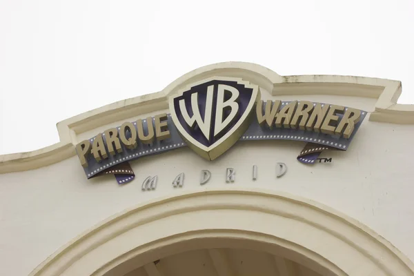 Вход в парк Warner Brothers — стоковое фото