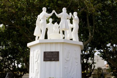 sardana anıt. Calella.