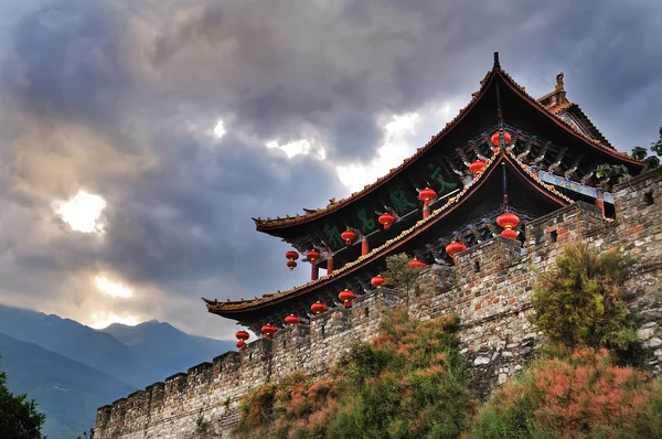 Porta Sud, città antica di Dali, provincia dello Yunnan, Cina — Foto Stock