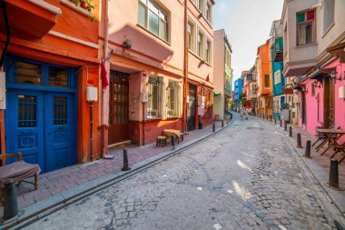 BALAT. Eski şehir Balat 'ta renkli evler. Fatih, İstanbul, Türkiye.