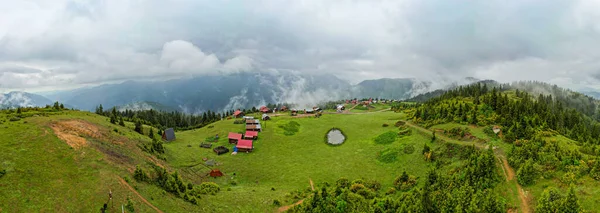 Badara Plateau Rize Camlihemsin 지역에 위치해 Kackar Mountains 지역입니다 — 스톡 사진