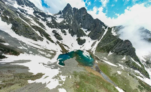 Kackar山脉的Avusor冰川湖 Avusor Plateau Rize Turkey 全景无人驾驶飞机射击 — 图库照片