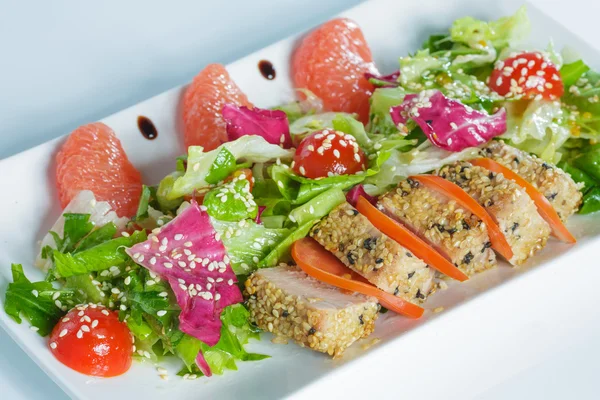 Sushi oběd s zeleným salátem Stock Snímky