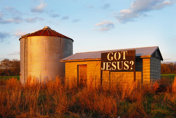 Signez sur le bâtiment de la ferme : Got Jesus Images De Stock Libres De Droits