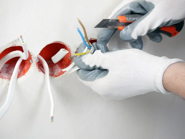 duvar soket yükleme